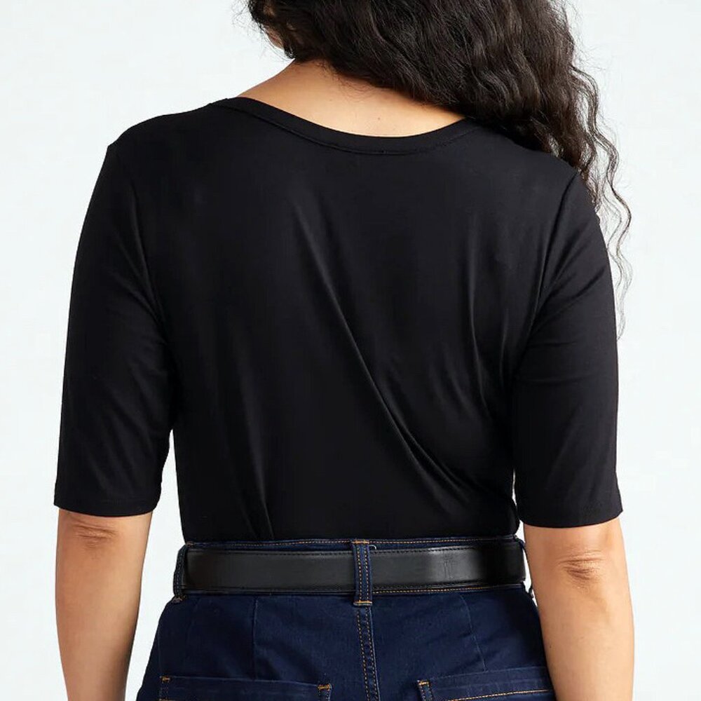 Universal Standard Lily Liquid Jersey V Neck Tee L 22/24 Black - Picture 3 of 8